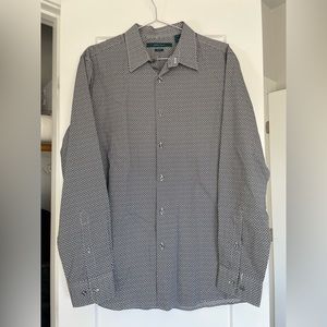 Perry Ellis Print Button Up size L Large GUC